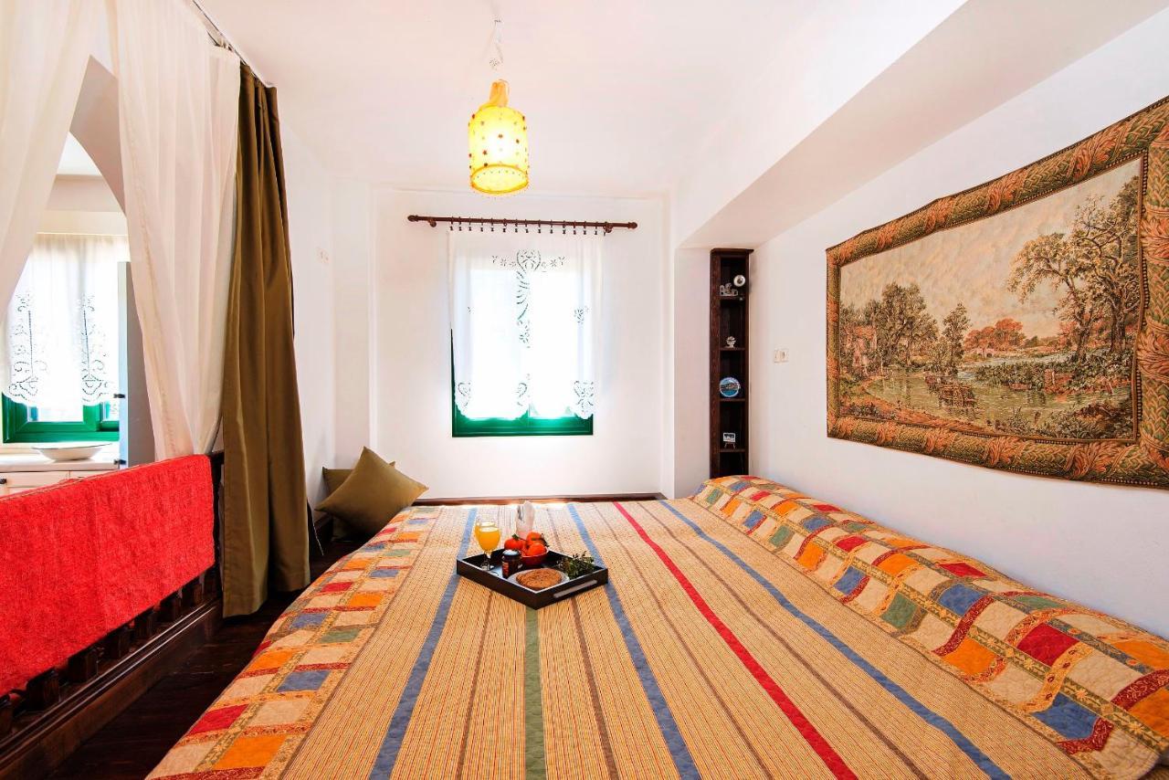 Villa Akti Lakhania Bagian luar foto